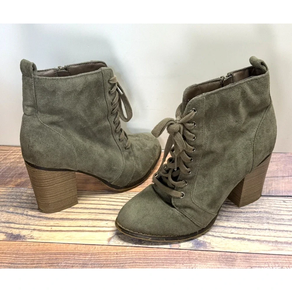 Candie’s Olive Green Suede High Block Heel Zip Combat Style Ankle‎ Boot Size 7